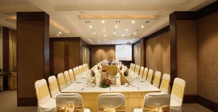 Hotel Express Towers Вадодара Екстер'єр фото